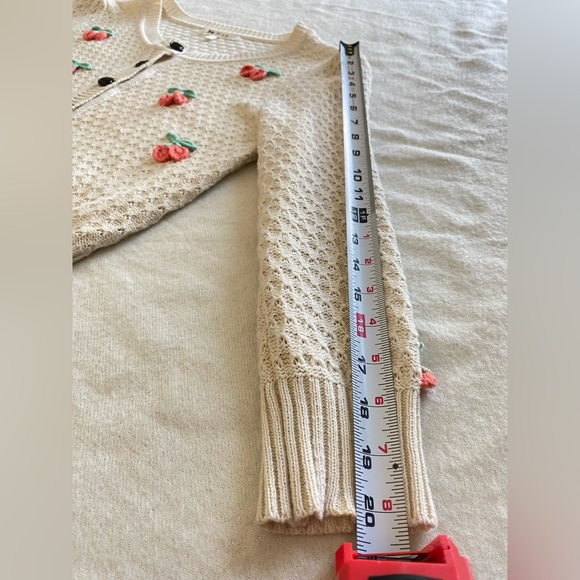 Vintage 50s Cherry Cardigan - Picture 7 of 7